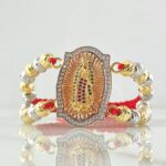 Pulsera Roja Virgen Guadalupe Doble 13.1gr / 3cm / 6mm Bolas Diamantadas 24und Circones Blancos Verdes Fucsias Tres Oros 18K